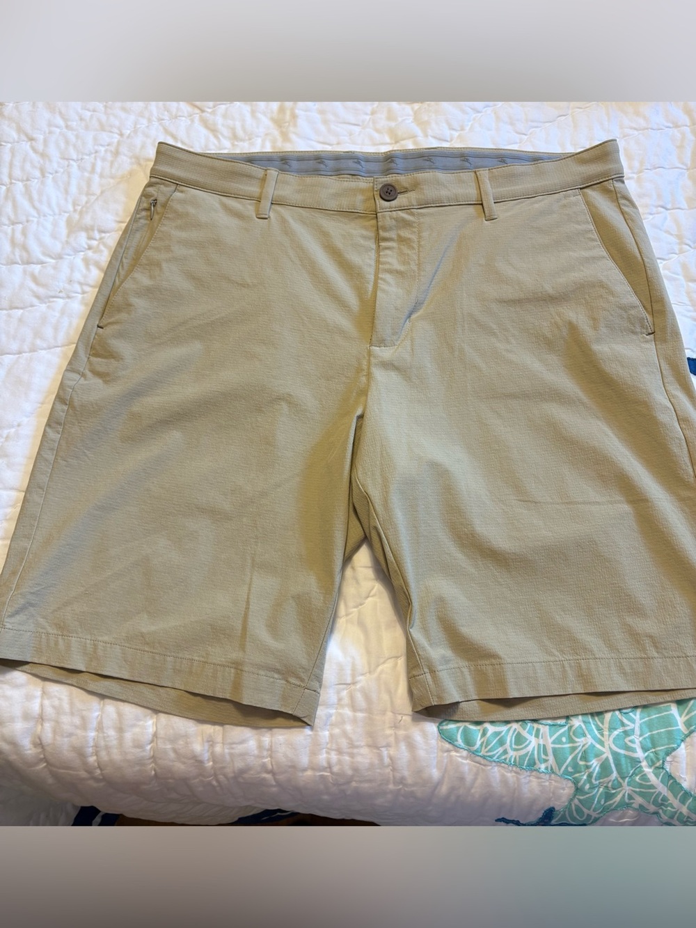 Tommy Bahama Men's Tan Flat Front Shorts